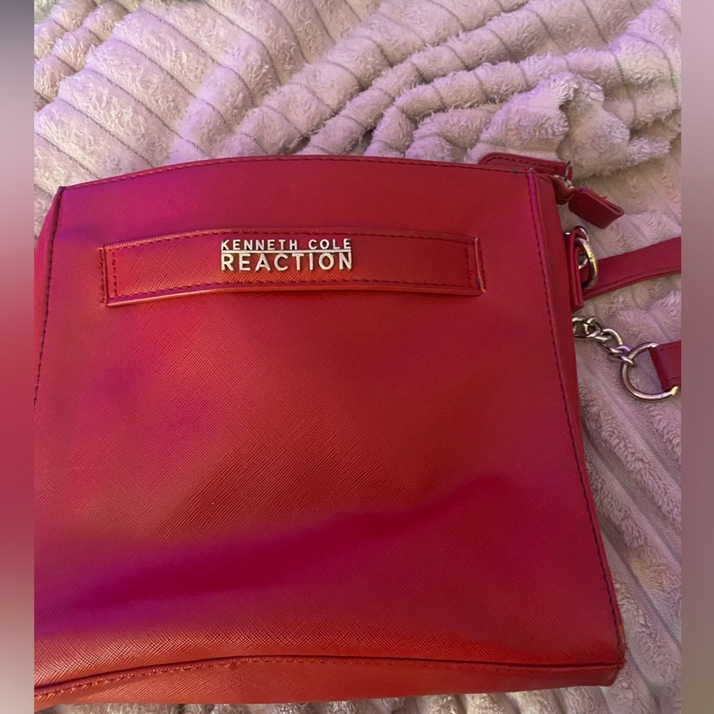 red leather kenneth cole crossbody